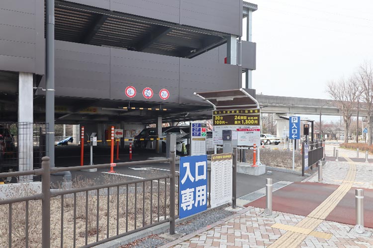 クリニック横　無料駐車場1